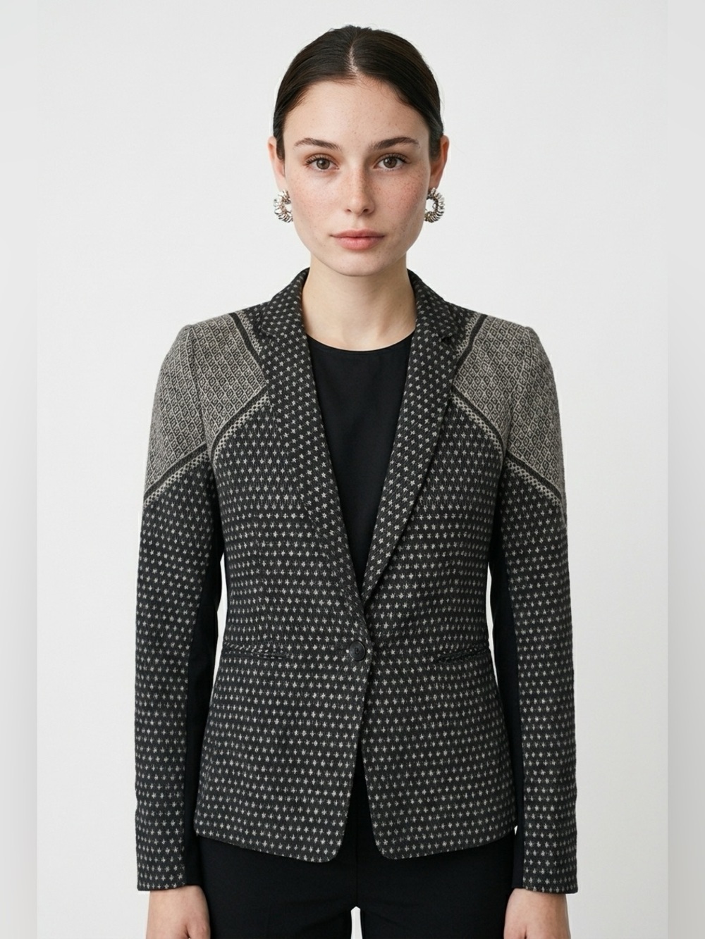 BCBG blazer